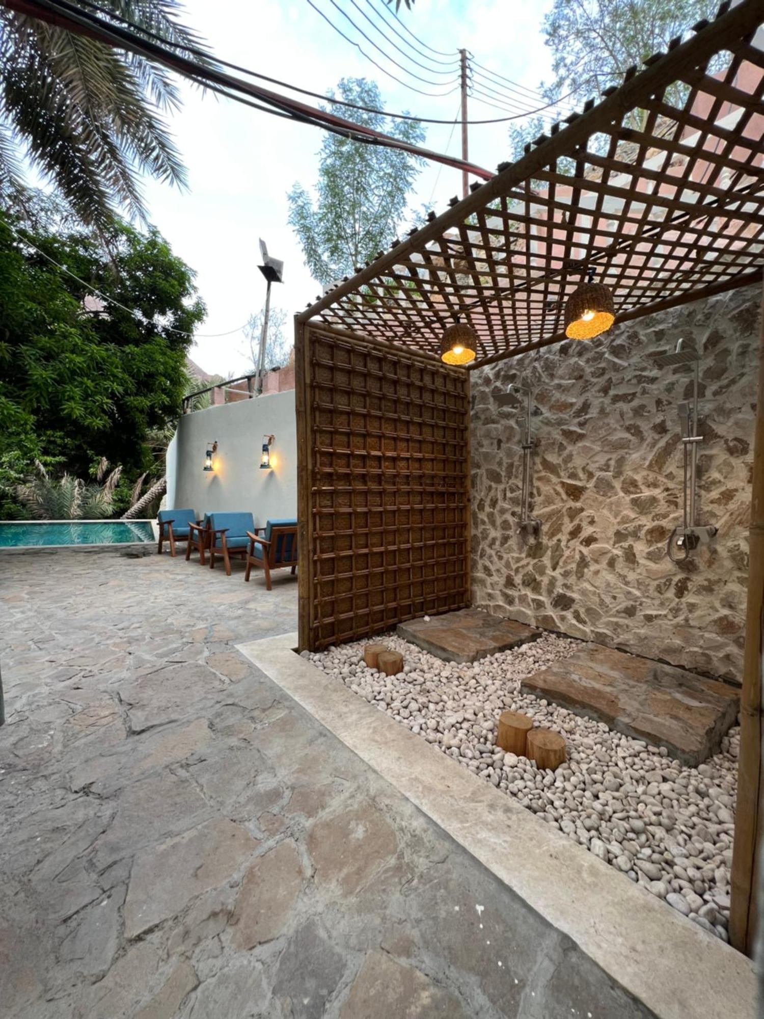 Nomad Inn Tiwi Екстериор снимка